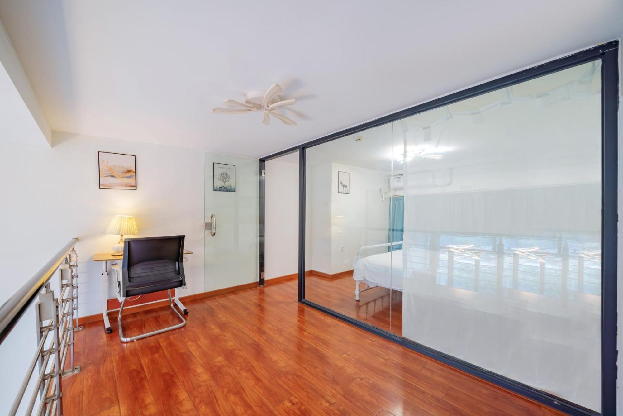April Fair Duplex Apartment Guangzhou South Railway Station Ao Yuan Yue Shi Dai Branch Bagian luar foto