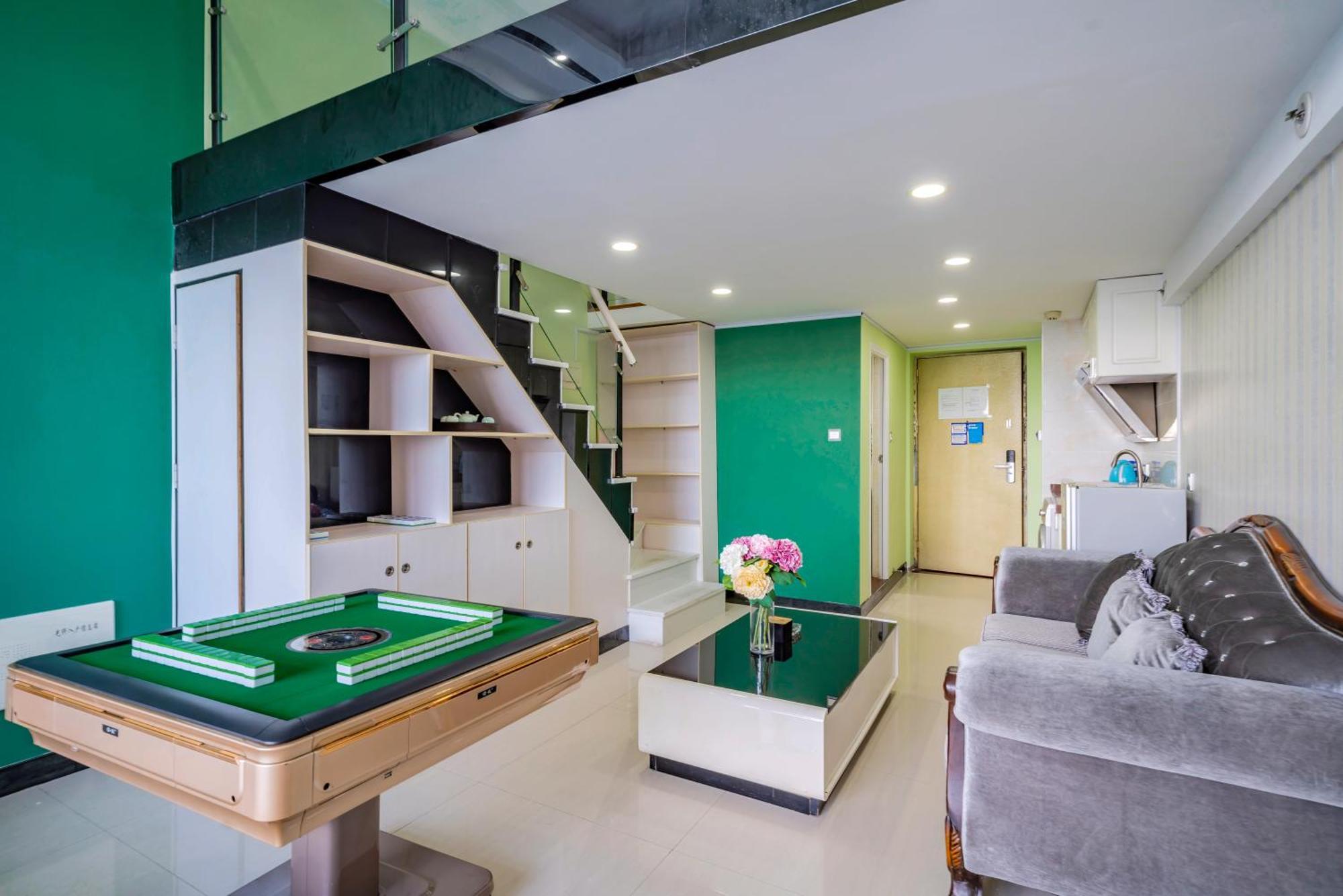 April Fair Duplex Apartment Guangzhou South Railway Station Ao Yuan Yue Shi Dai Branch Bagian luar foto